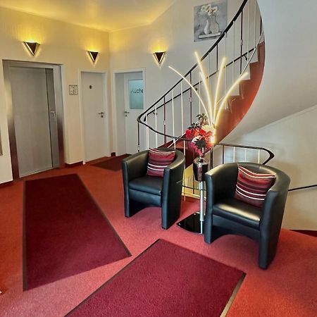 Hotel Imperial Крефельд Экстерьер фото