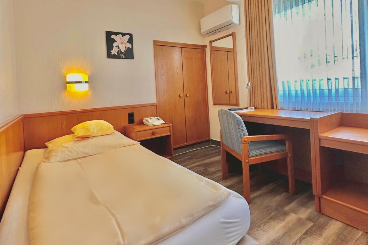 Hotel Imperial Крефельд Экстерьер фото