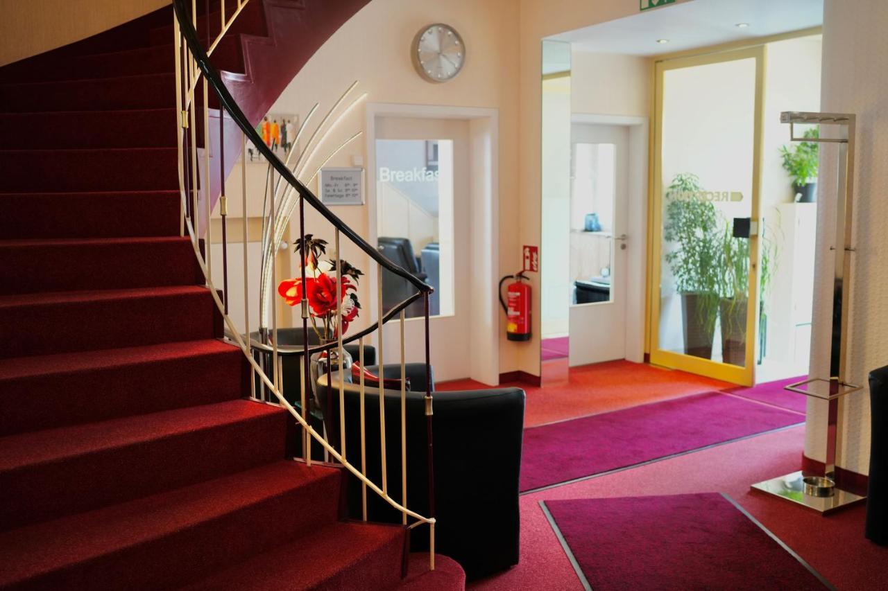 Hotel Imperial Крефельд Экстерьер фото